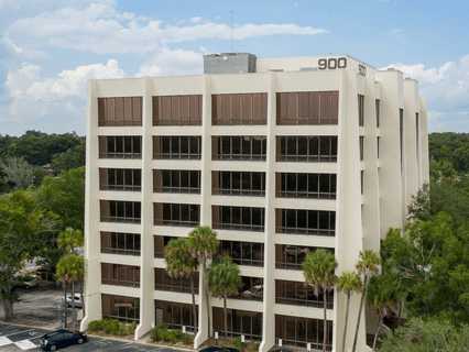 Administrative Offices at the 900 Building - WIC